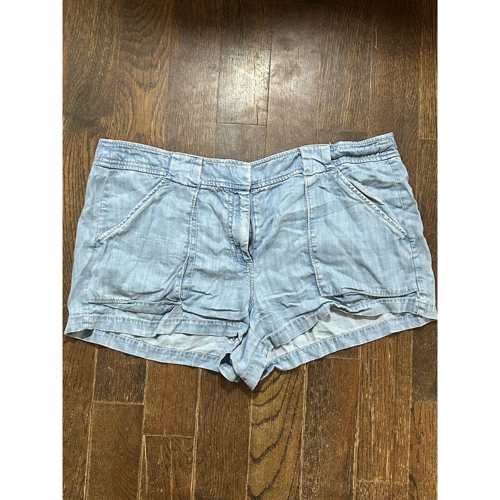 LOFT Shorts Womens 14 Light Blue Lyocell Chambray Hook Zip Pockets Summer